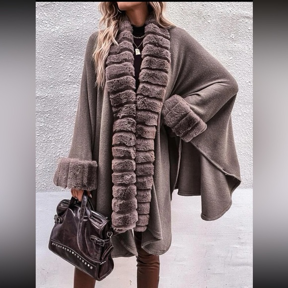 Cozy Vegan Fur Open Front Cardigan jacket - Picture 4 of 6